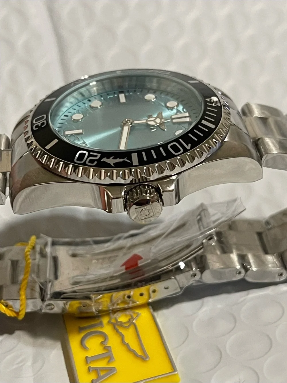 Invicta Pro Diver Crestcore Men's Watch - 43mm. Steel  Blue dial and black bezel